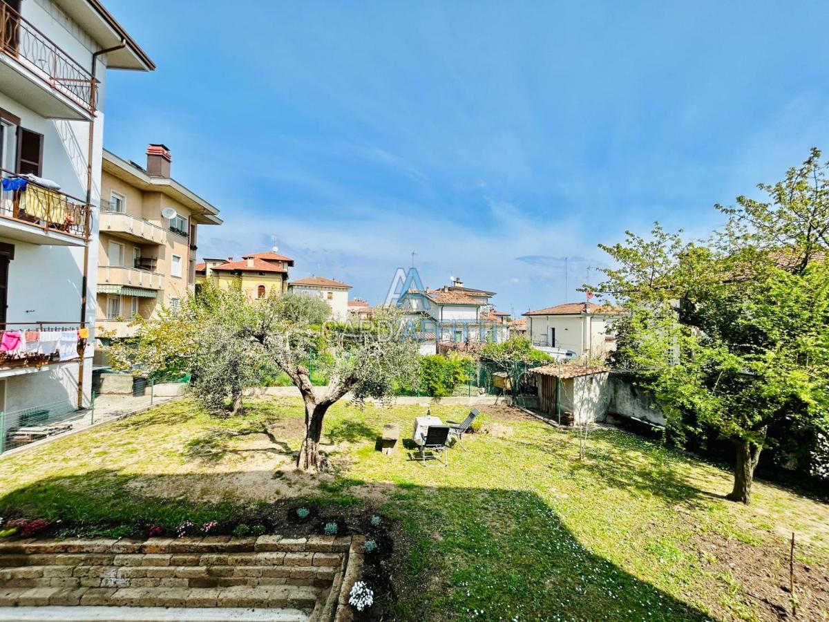 Ares Apartment - Vicino Al Lago Di Garda E Alla Stazione Treno Desenzano del Garda Exterior foto