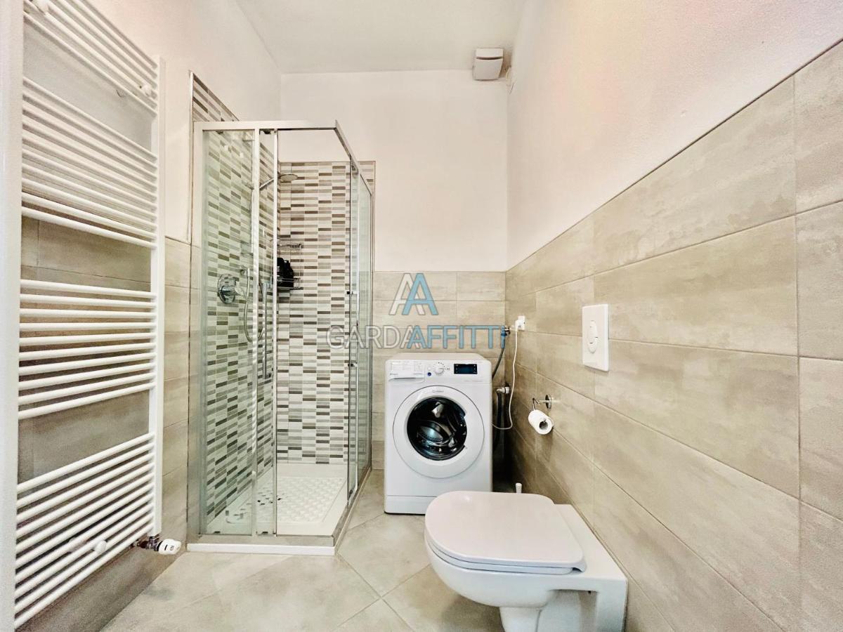 Ares Apartment - Vicino Al Lago Di Garda E Alla Stazione Treno Desenzano del Garda Exterior foto