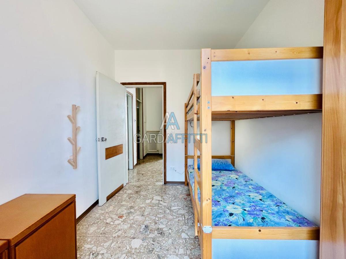 Ares Apartment - Vicino Al Lago Di Garda E Alla Stazione Treno Desenzano del Garda Exterior foto